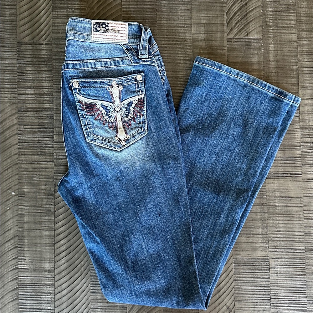 Blue Denim Jeans with Embroidered Pocket